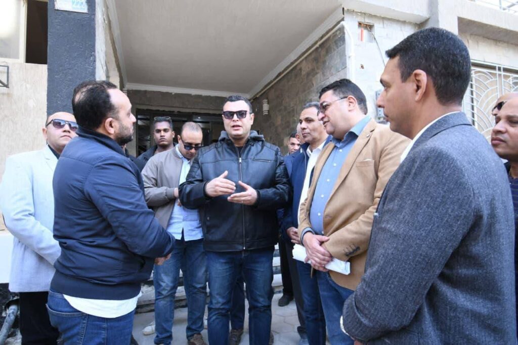 وزير الإسكان يتفقد مشروعات “جنة” و “ديارنا” و”دار مصر” بالقاهرة الجديدة
