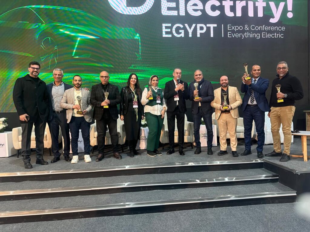 نجاح كبير للنسخة الثانية من قمة مصر الدولية للتنقل 2025 EVs Electrify Egypt