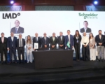 “LMD” و”شنايدر إلكتريك” توقّعان مذكرة تفاهم استراتيجية لتعزيز تطوير المدن الذكية والمستدامة في مصر