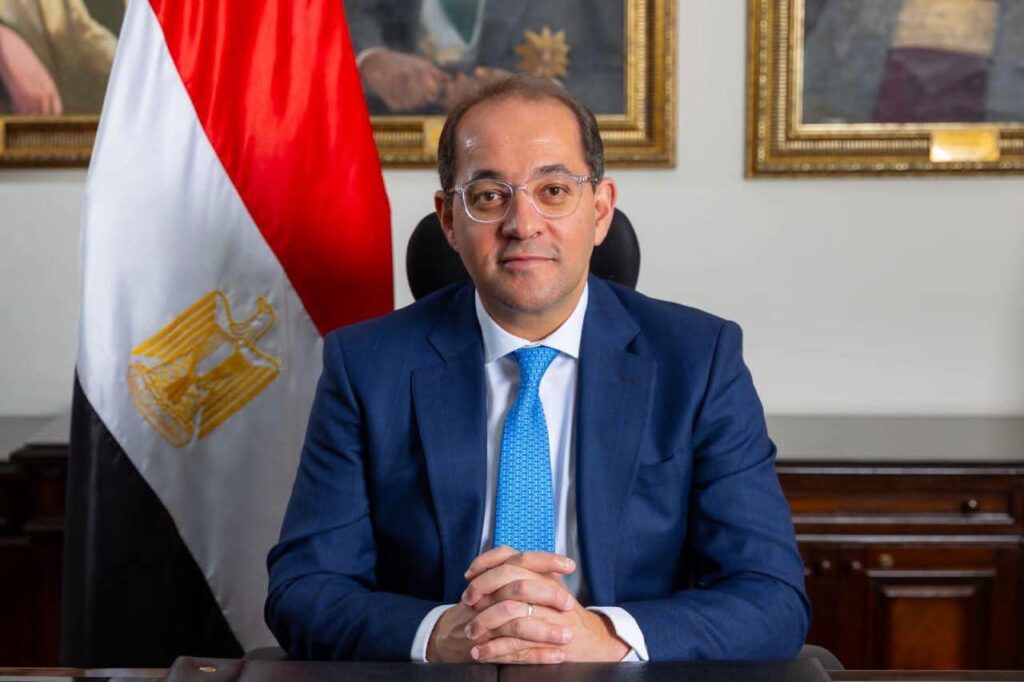 بدء صرف المرتبات بالزيادة الجديدة للعاملين بالدولة ٢٠ يوليو الحالي