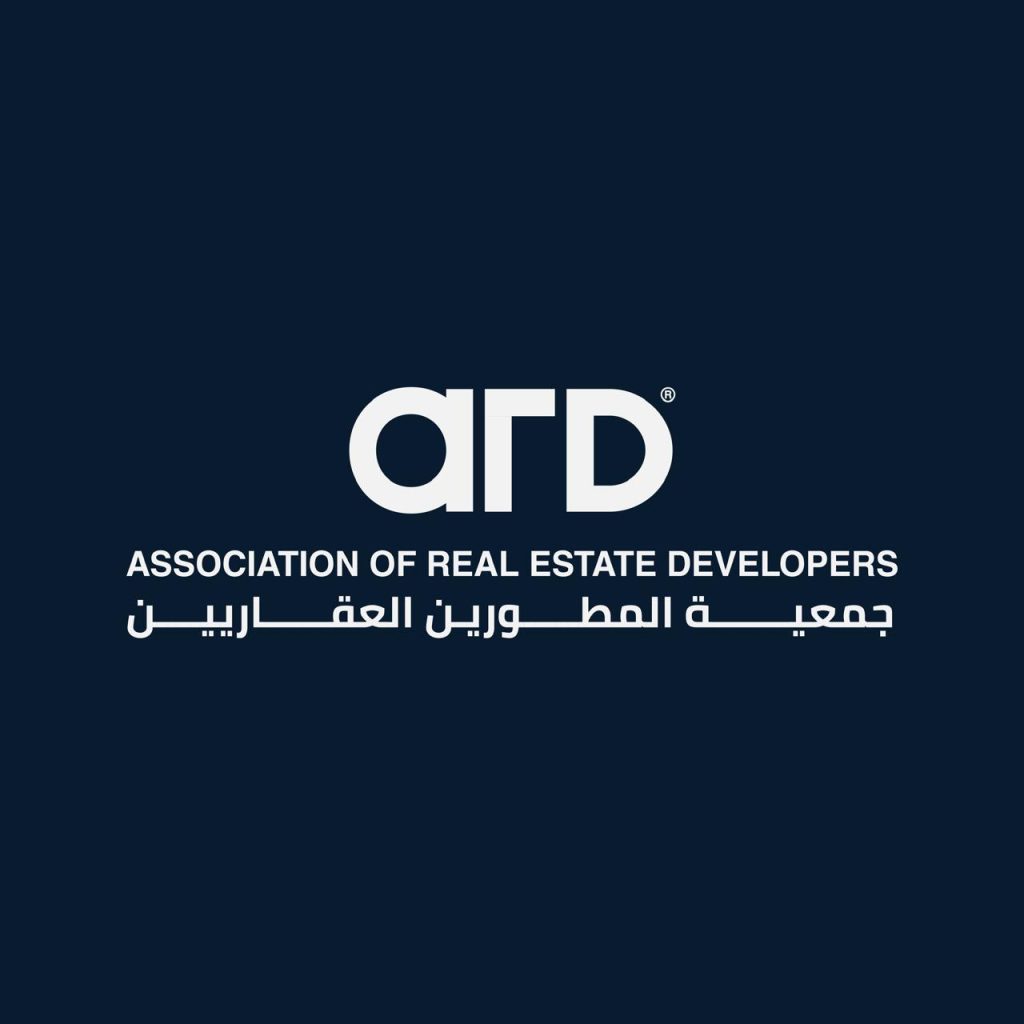 جمعية المطورين العقاريين تشيد بجهود عبير عصام في تأهيل الكوادر الفنية وتكريم أوائل مدارس عمار